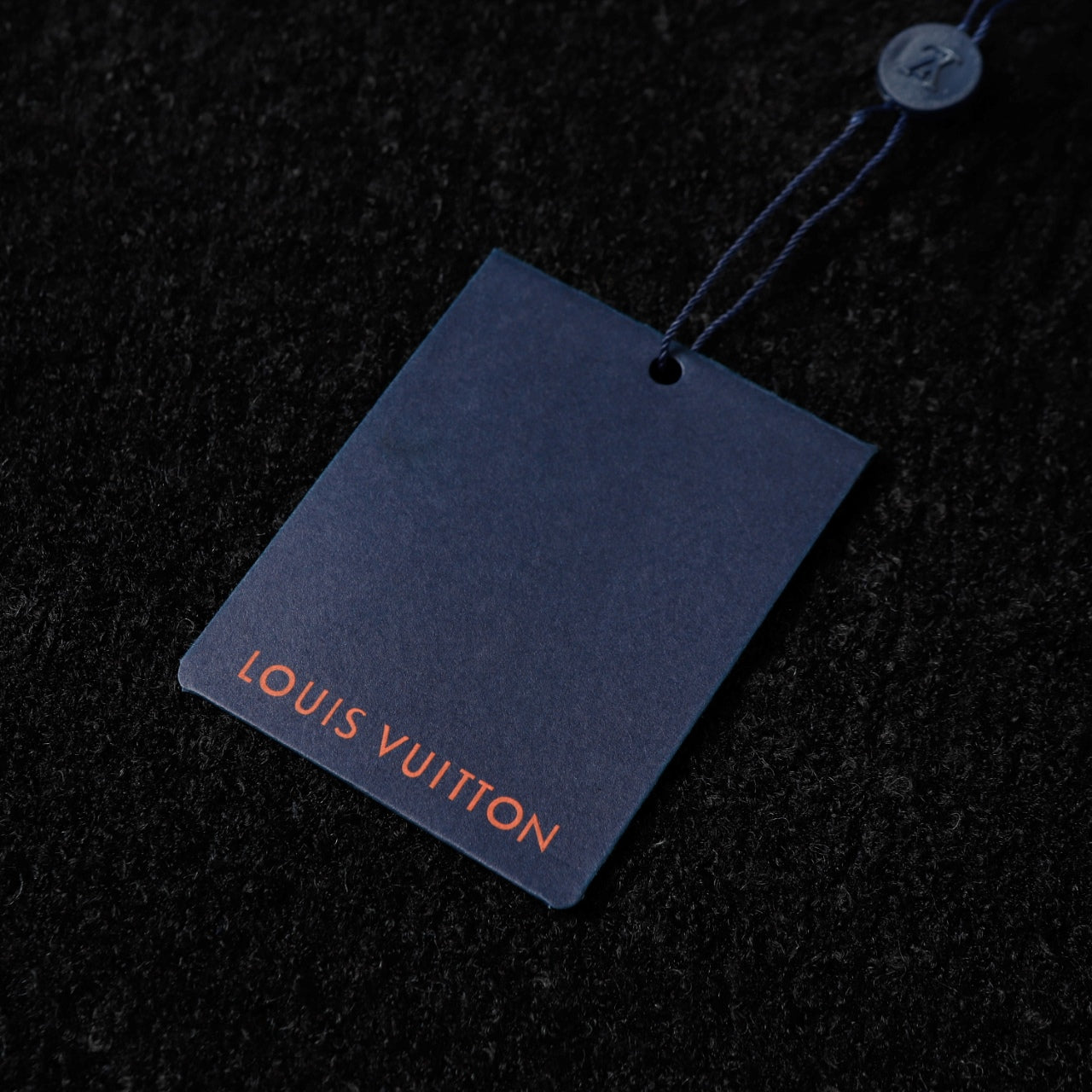 Retro atmosphere round neck autumn and winter loose and lazy feeling thick unisex sweater M813-Black