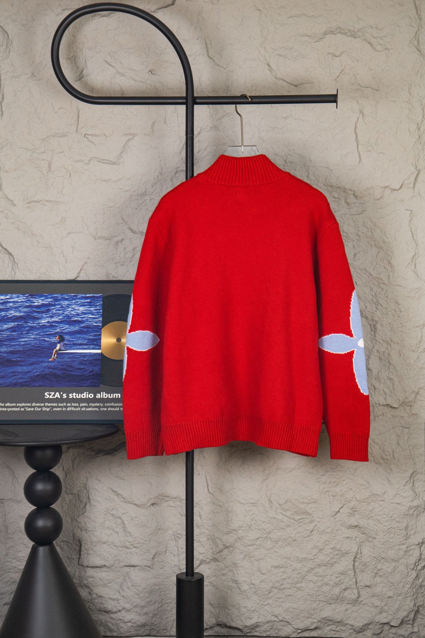 Retro atmosphere round neck autumn and winter loose and lazy feeling thick unisex sweater P205-Red