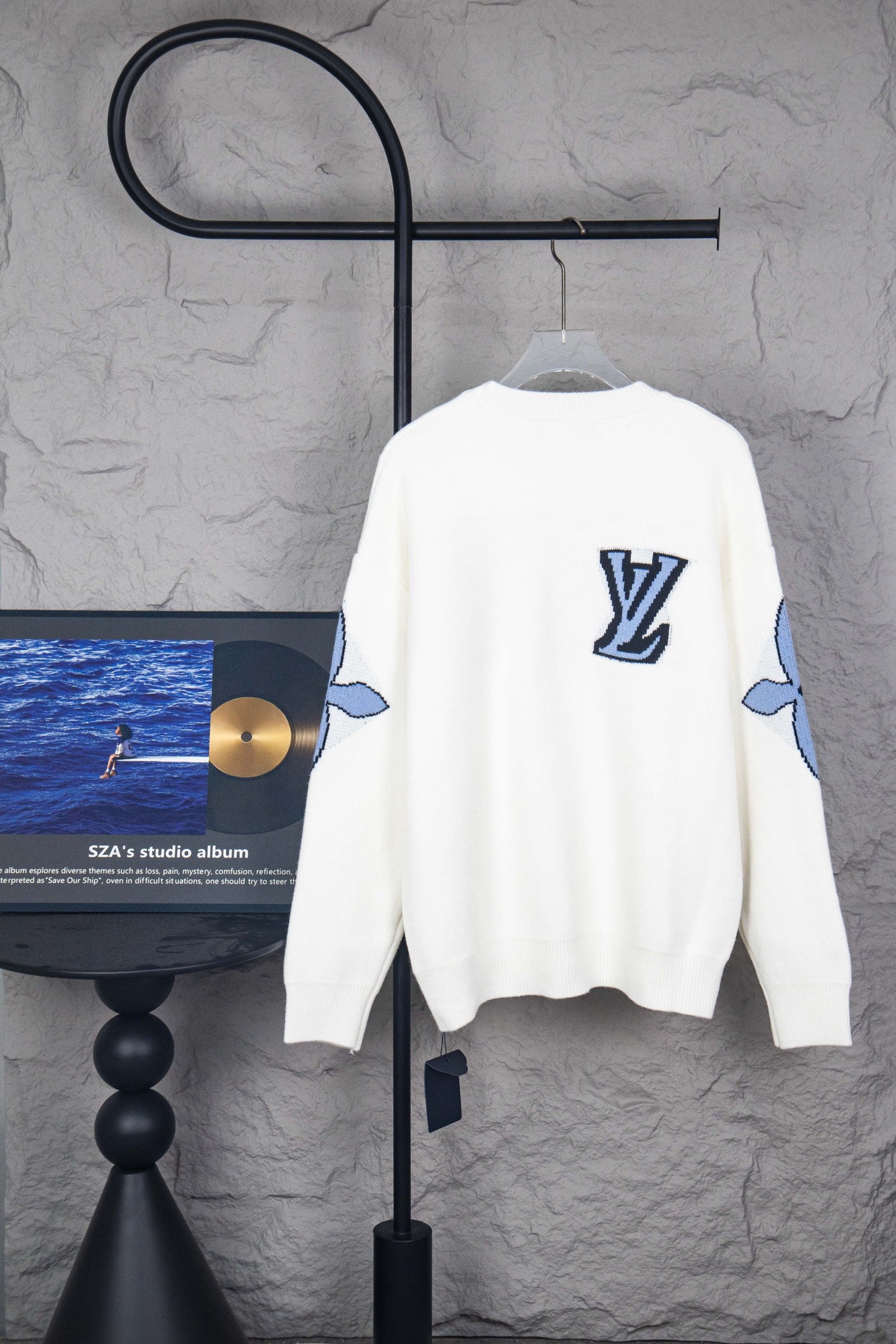 Retro atmosphere round neck autumn and winter loose and lazy feeling thick unisex sweater P195-White