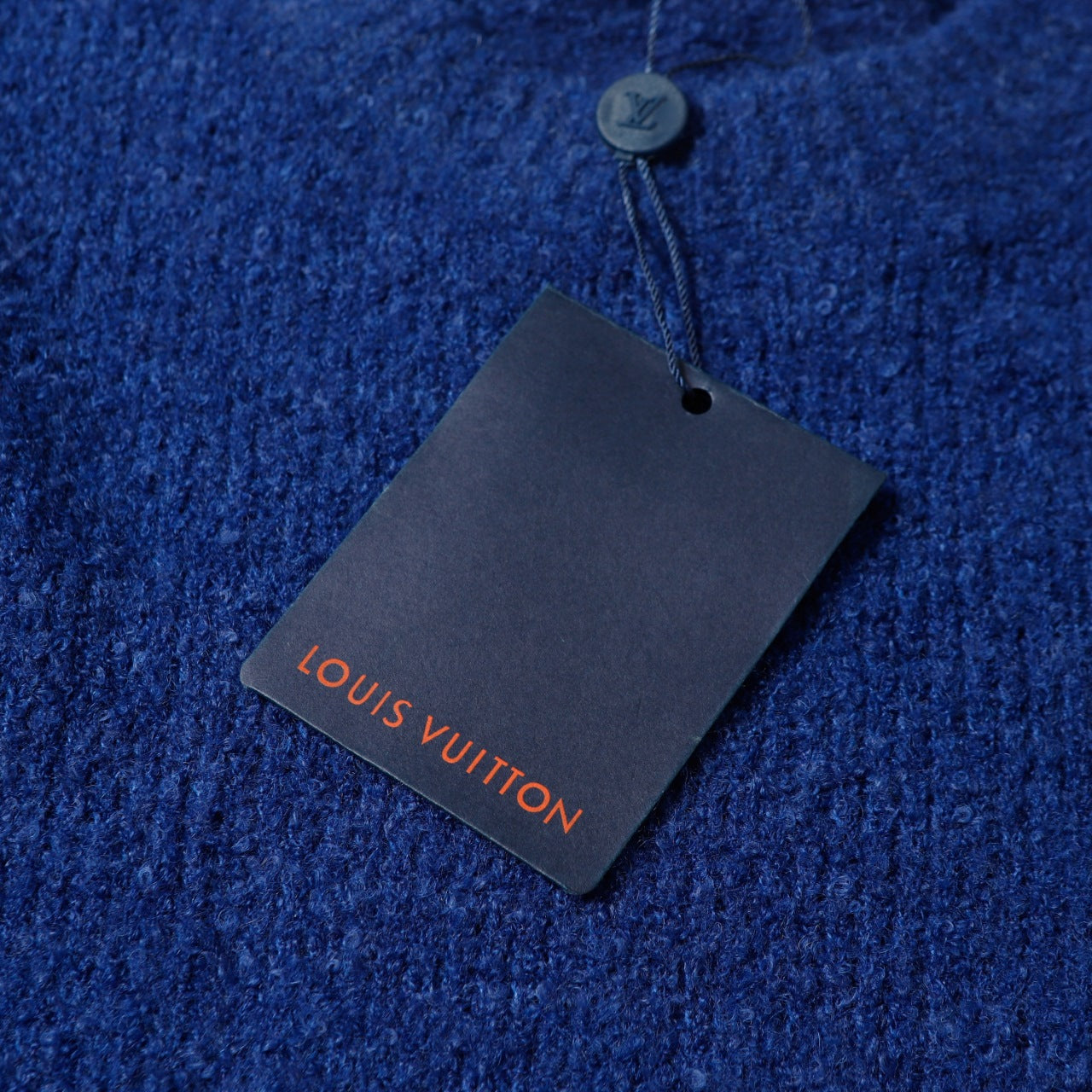 Retro atmosphere round neck autumn and winter loose and lazy feeling thick unisex sweater M812-Blue