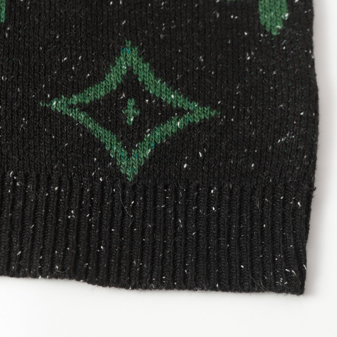 Retro atmosphere round neck autumn and winter loose and lazy feeling thick unisex sweater M832-Black