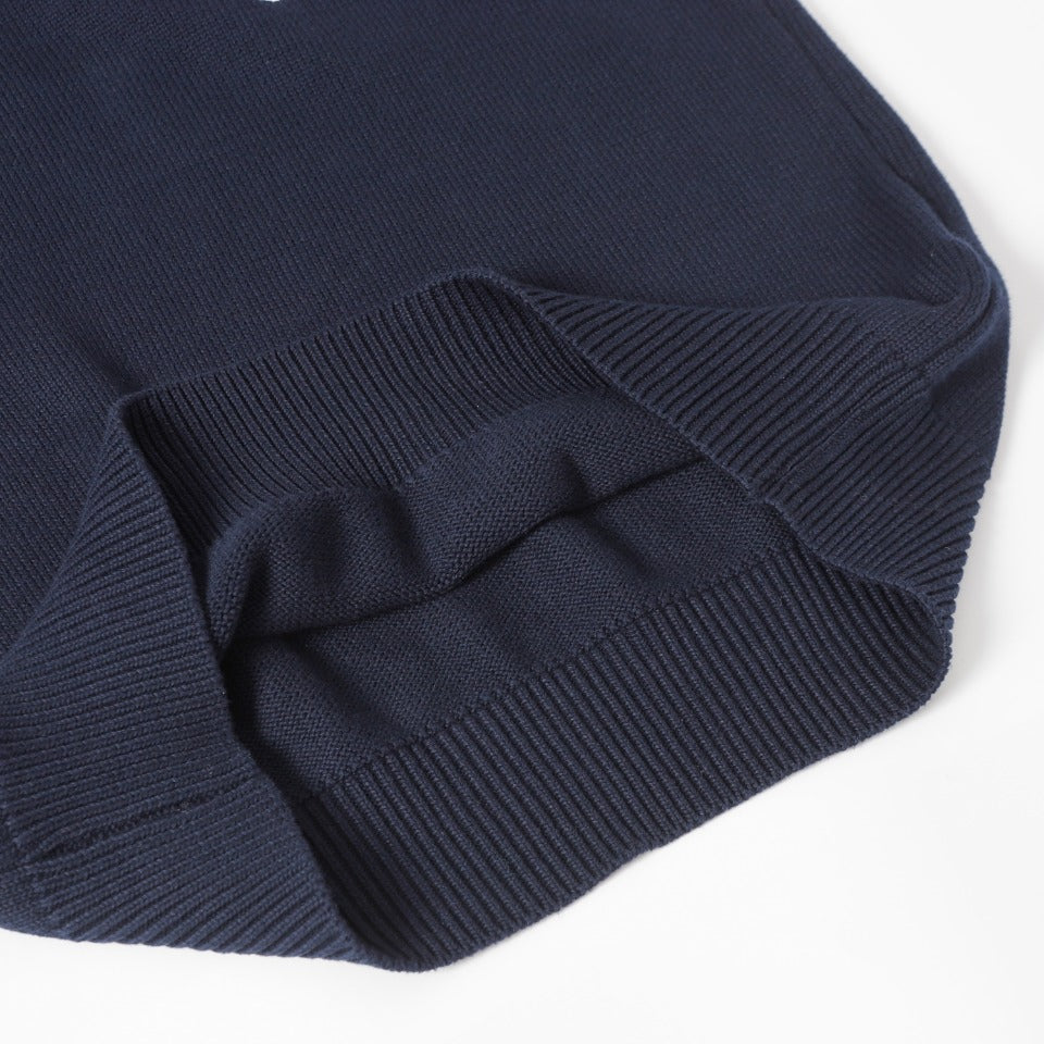 Retro atmosphere round neck autumn and winter loose and lazy feeling thick unisex sweater M803-Black