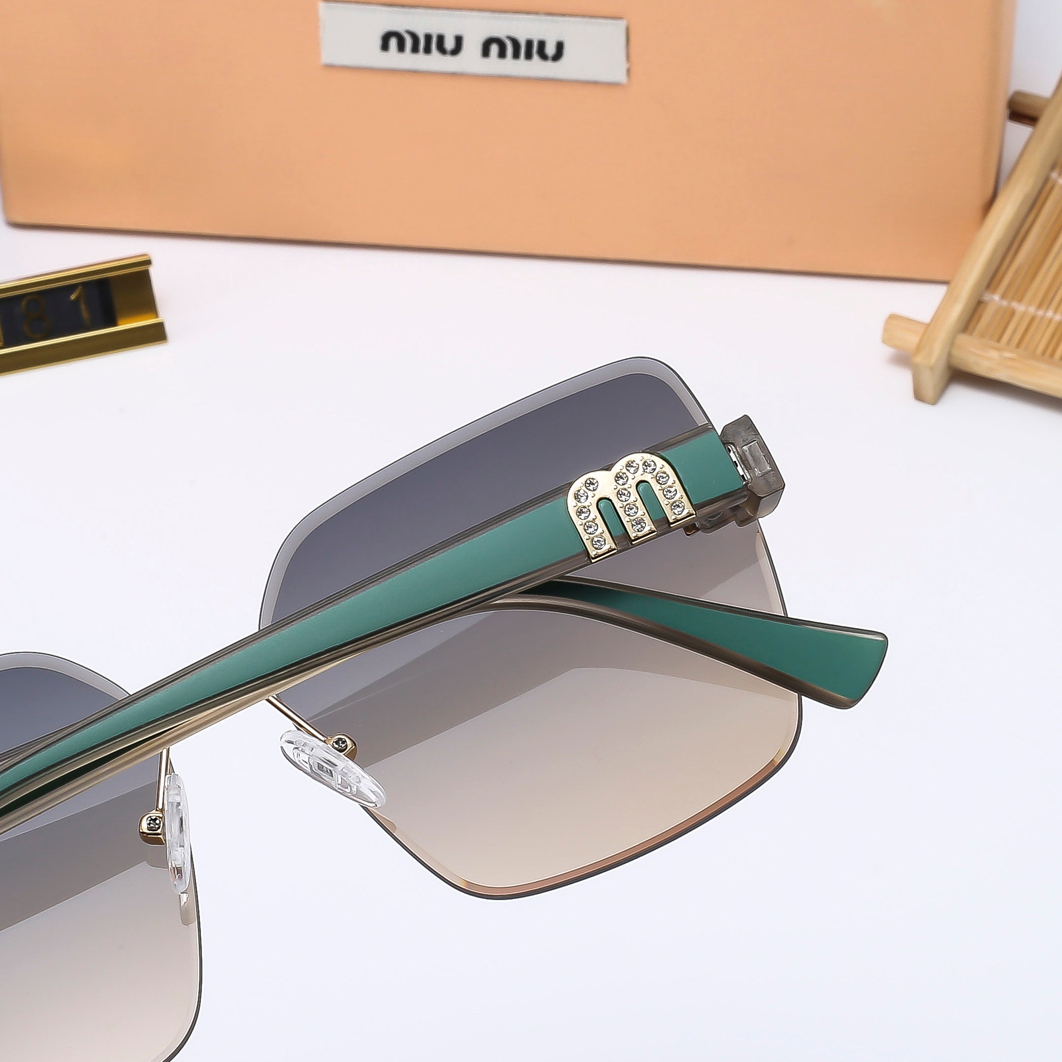 Fashion hot 4 color sunglasses 2181