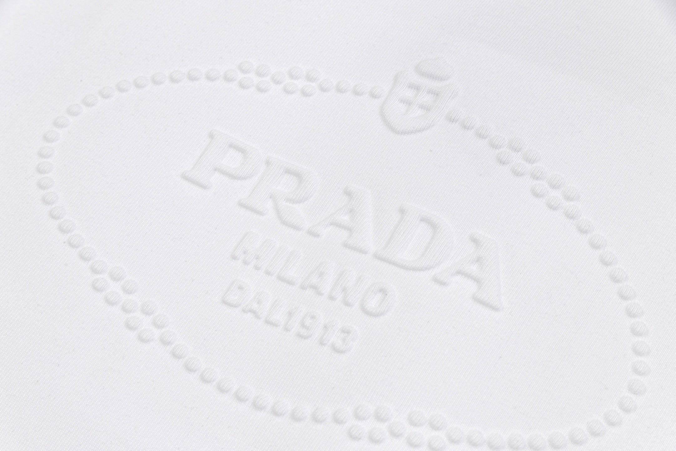 EMBOSSED PRINT COTTON T-SHIRT